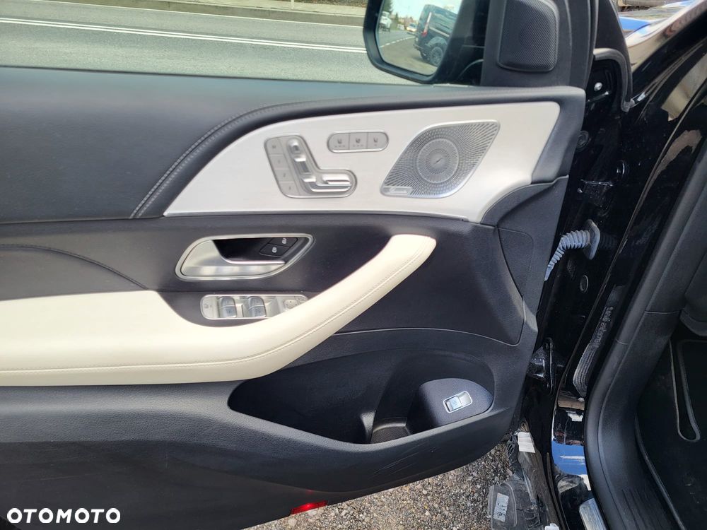 Mercedes-Benz GLE 350 de 4-Matic Advanced Plus - 30