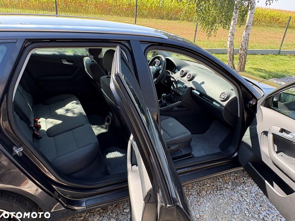 Audi A3 Sportback 2.0 TDI Ambiente - 15