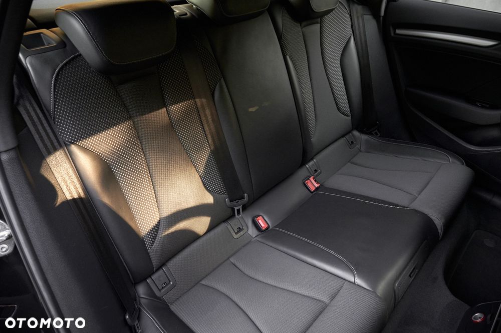 Audi A3 Sportback 1.8 TFSI S line Sportpaket - 27