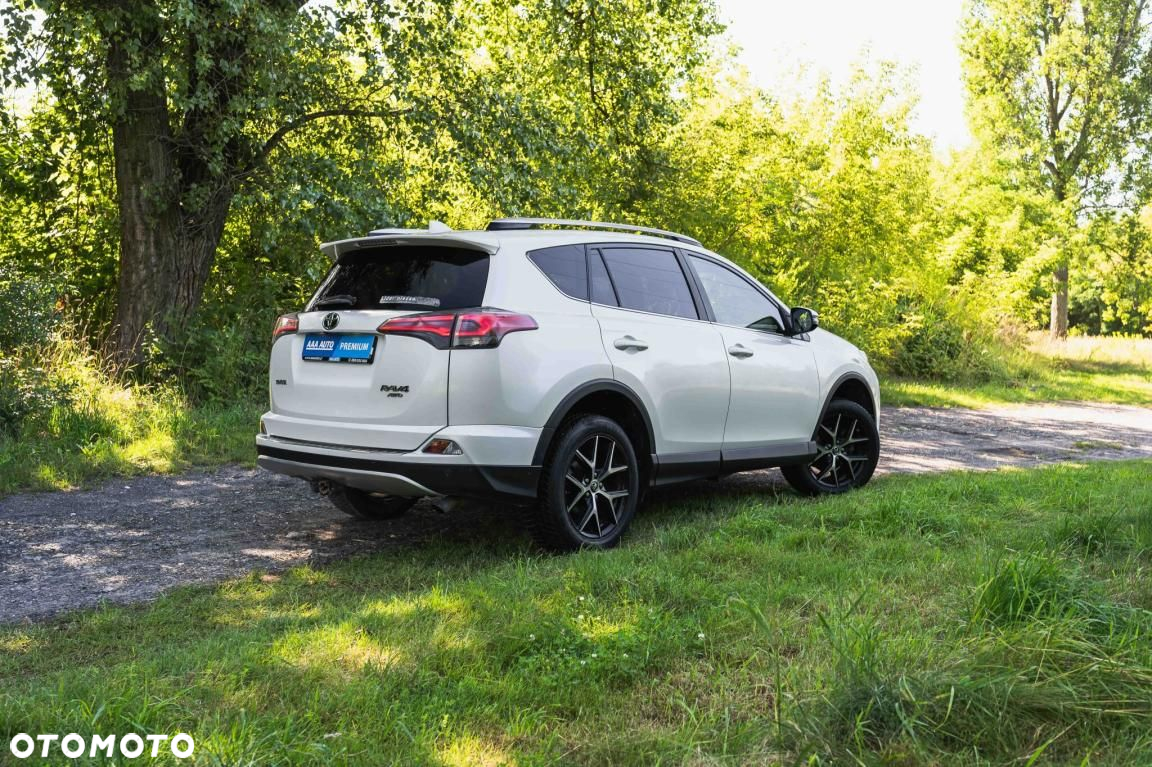 Toyota RAV4 - 5