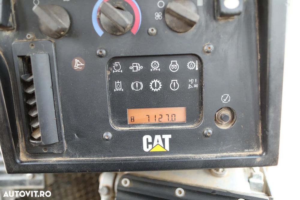 Caterpillar D6 T XL - 24