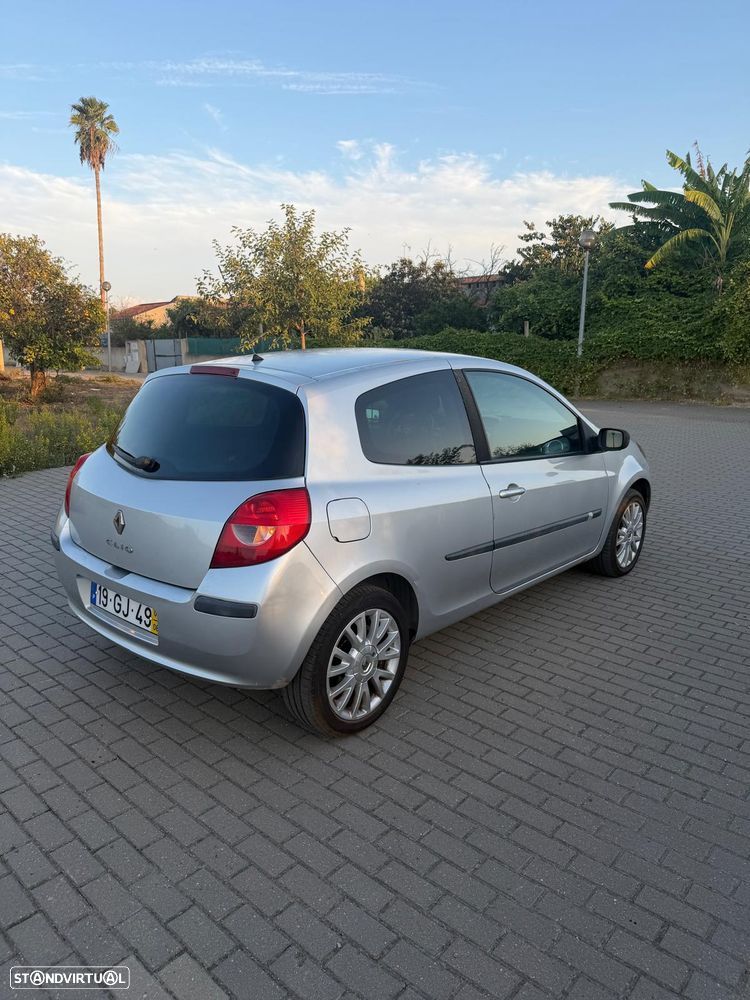 Renault Clio 1.5 dCi GTs - 8