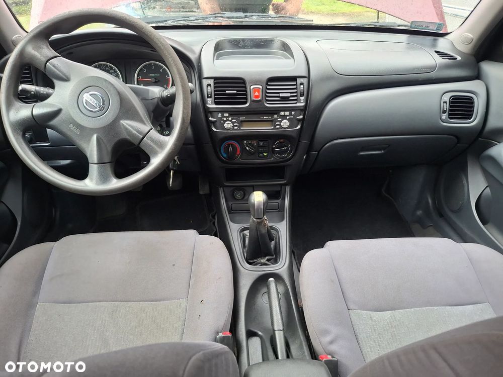 Nissan Almera - 6