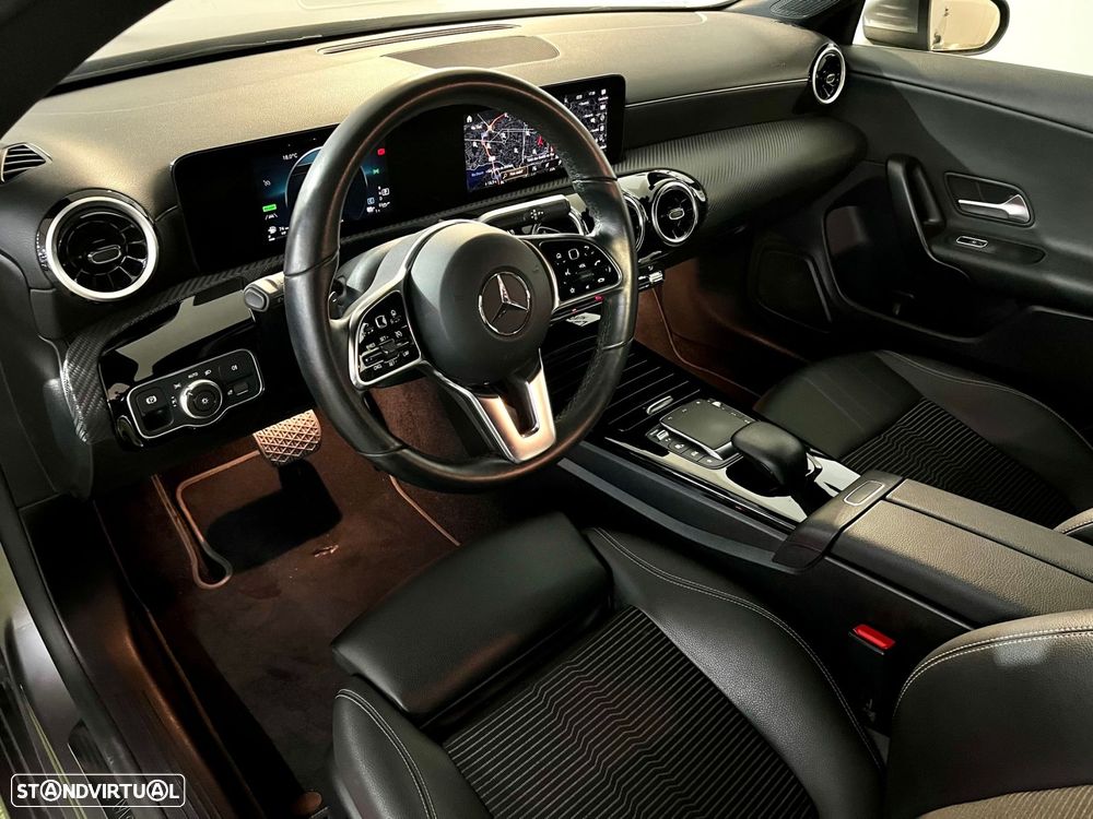 Mercedes-Benz CLA 250 e Shooting Brake Style Plus - 14