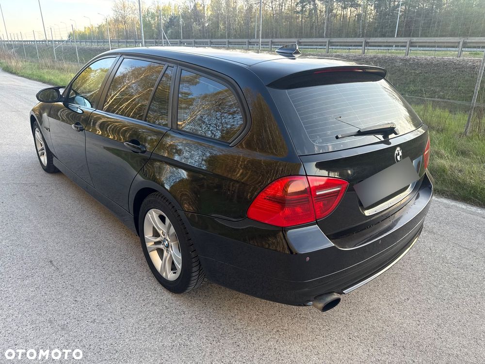 BMW Seria 3 320d DPF - 6