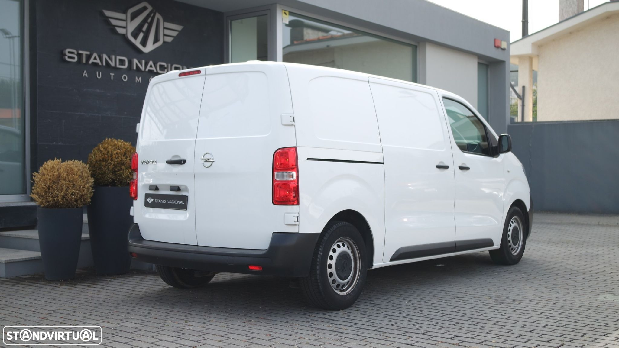 Opel Vivaro 1.5 CDTi L1H1 Essentia - 3