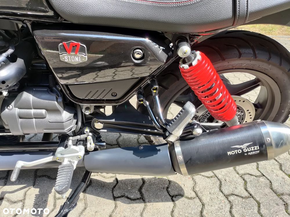 Moto Guzzi V7 - 3