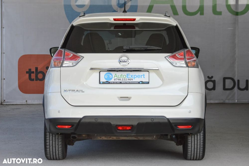 Nissan X-Trail 2.0 dCi Xtronic N-Connecta - 26