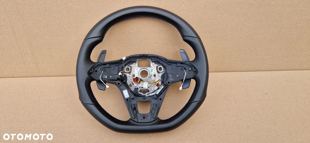 KIEROWNICA SKÓRZANA VW GOLF VIII ŁOPATKI NIEBIESKA NIĆ 311708981 CLJ - 1