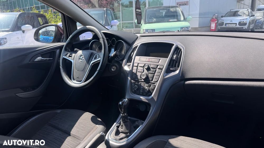 Opel Astra 1.4 Turbo ECOTEC Enjoy - 11