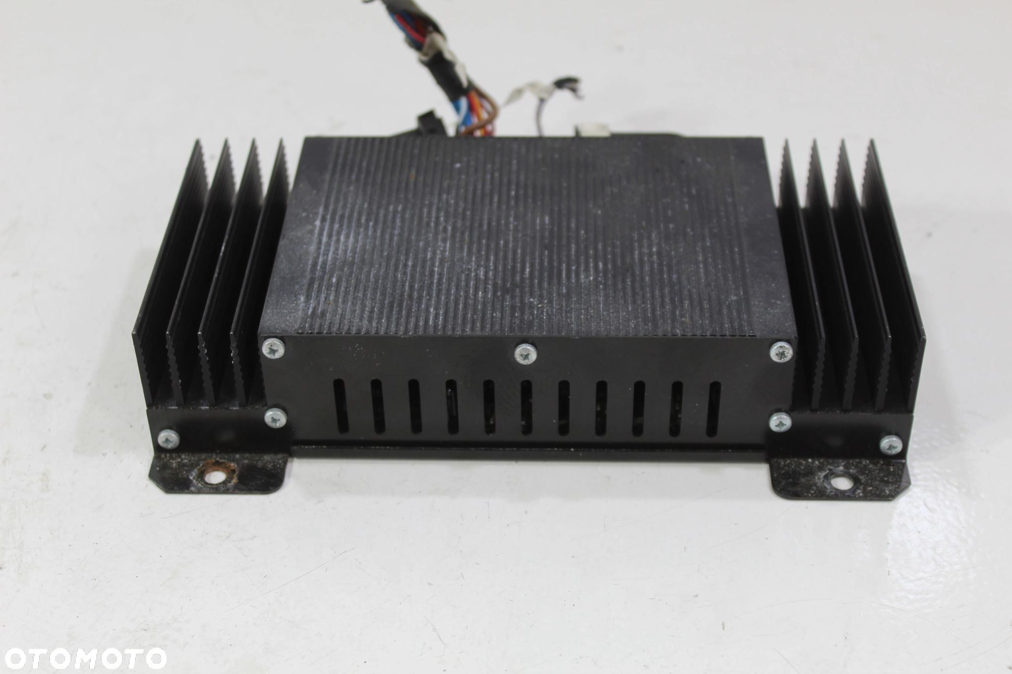 WZMACNIACZ SECURITY AUDIO BMW F10 F11 7204234 - 2