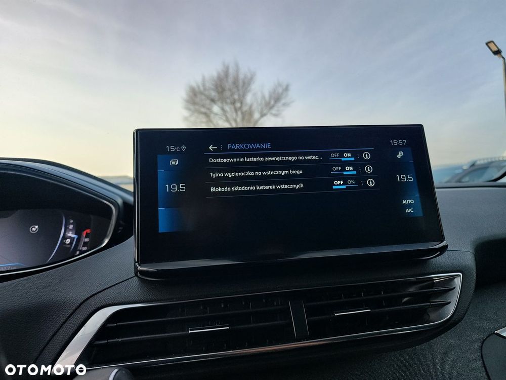 Peugeot 3008 1.2 PureTech Allure Pack S&S EAT8 - 22