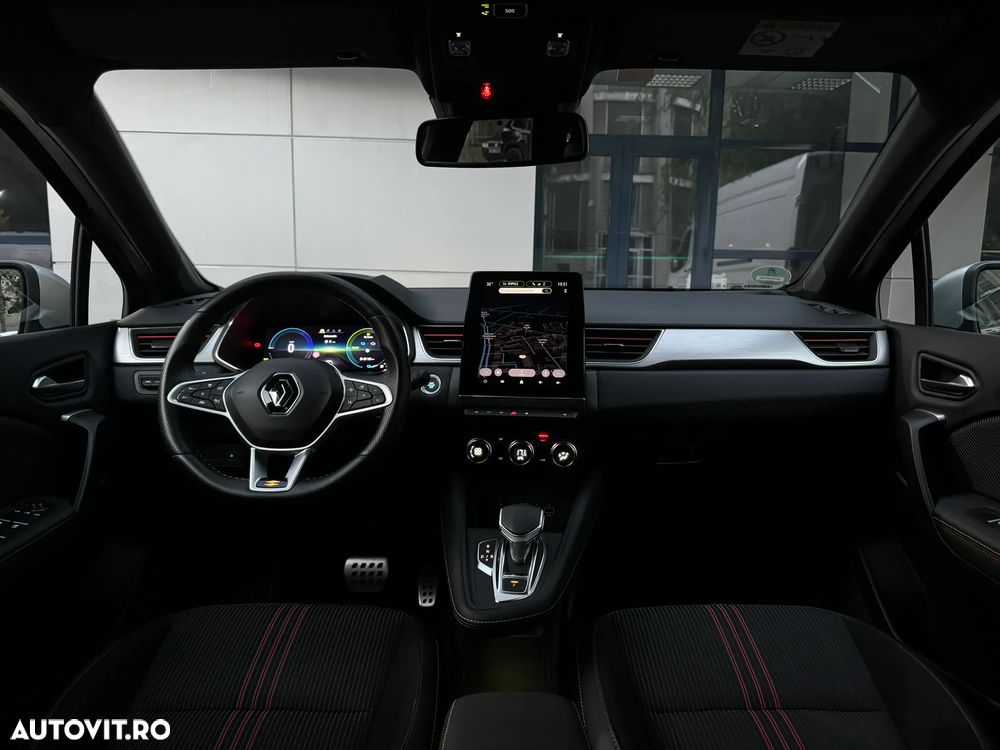 Renault Captur E-TECH PLUG-in 160 R.S. LINE - 18