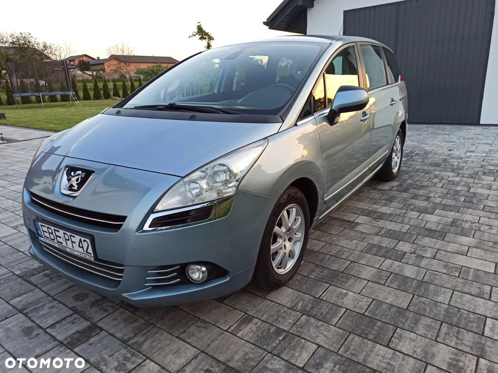 Peugeot 5008 1.6 HDi Premium - 1