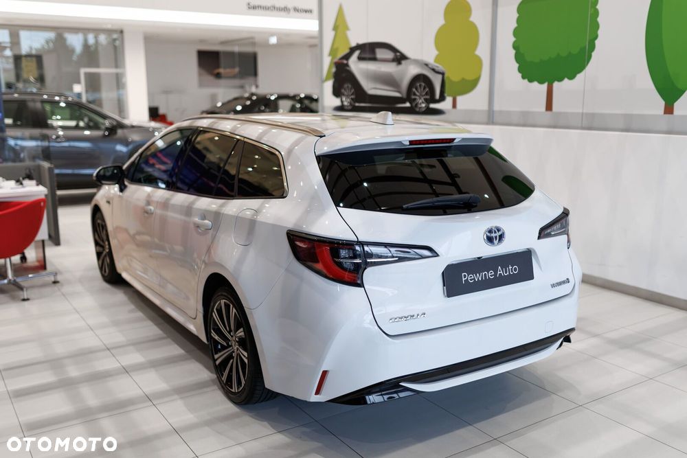 Toyota Corolla 2.0 Hybrid Comfort - 12