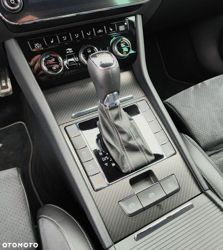 Skoda Superb 2.0 TSI 4x4 Sportline DSG - 25