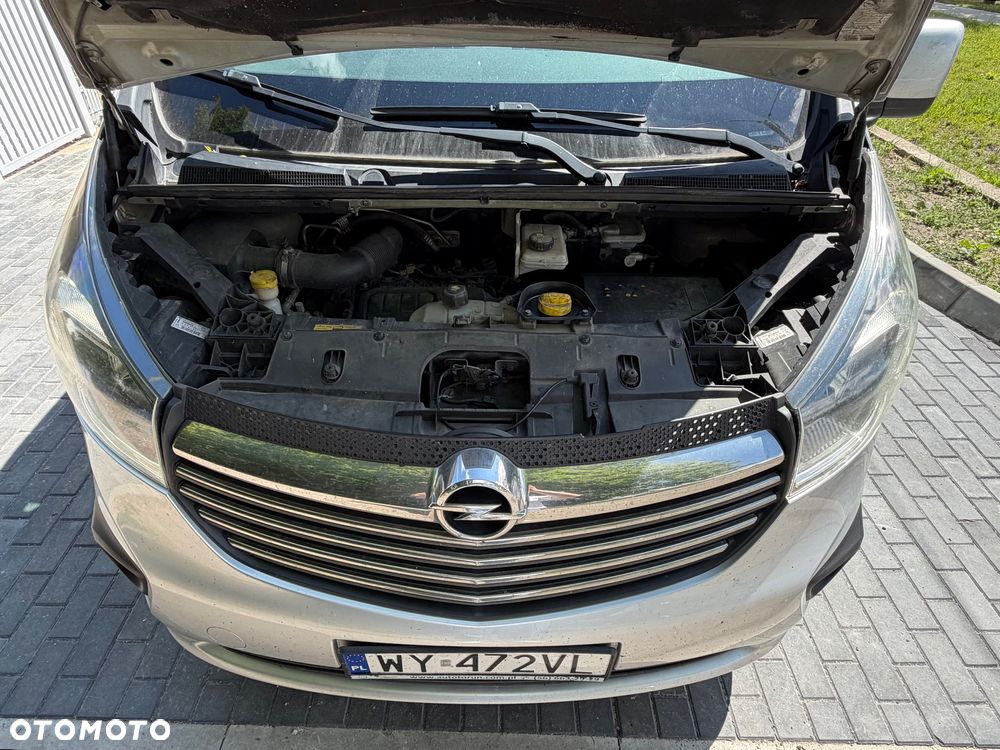 Opel Vivaro L2H1 2,9t Elegance Business - 12