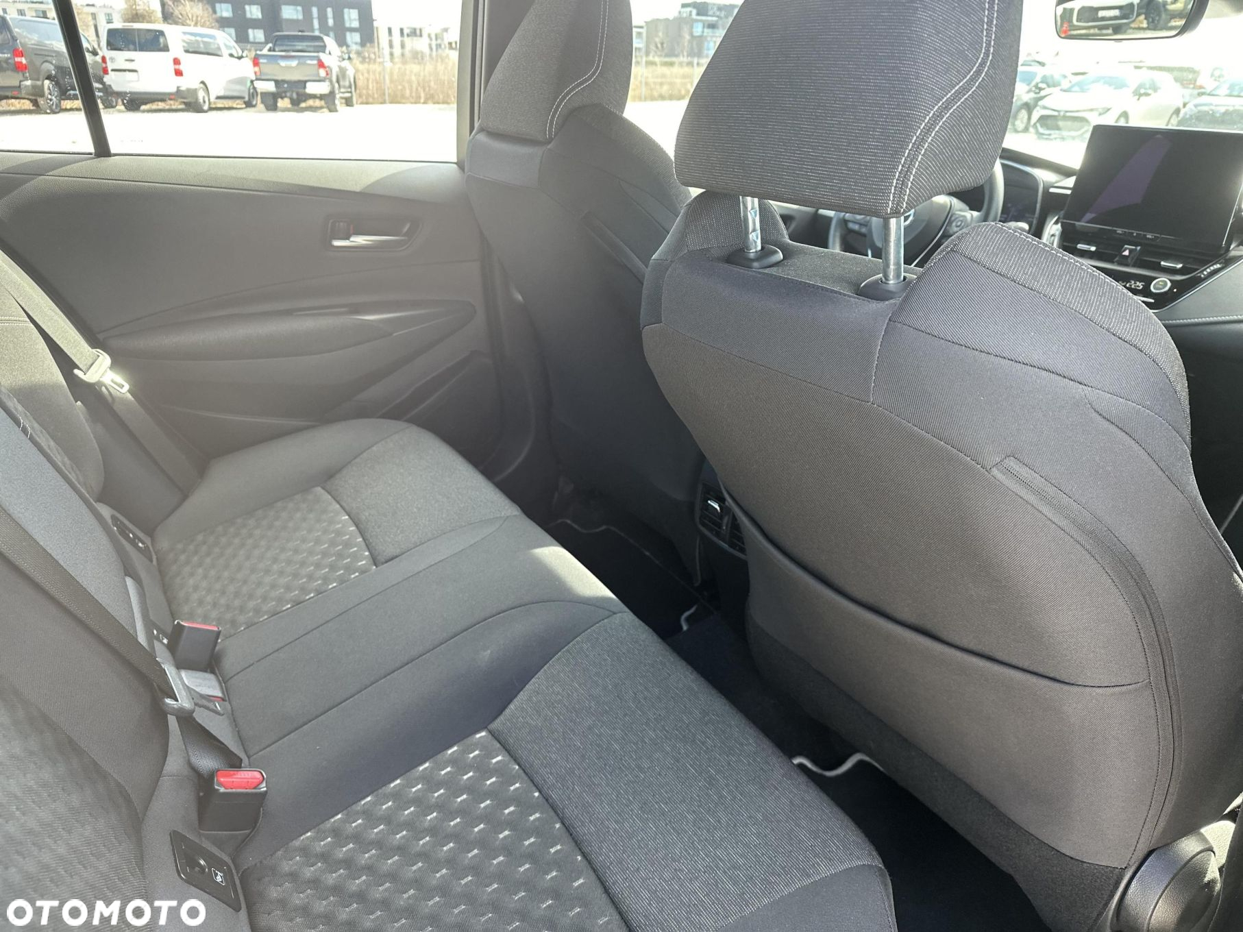 Toyota Corolla - 13