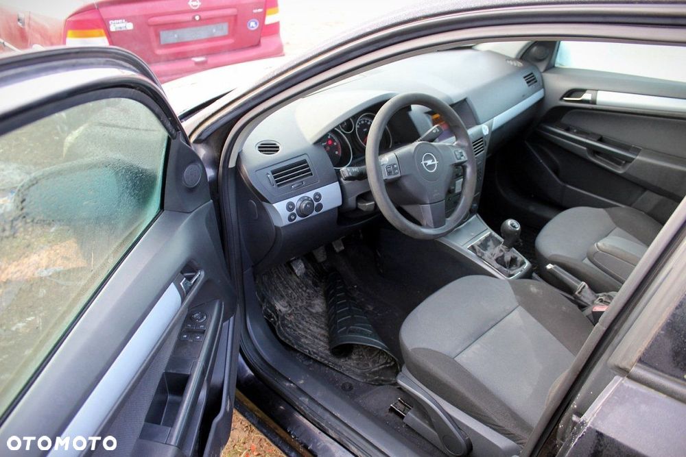 Opel Astra H 2005 1.9CDTI Z19DTJ Hatchback 5-drzwi (MASKA, ZDERZAK, LAMPA, BŁOTNIK, DRZWI, SZYBA, FO - 6