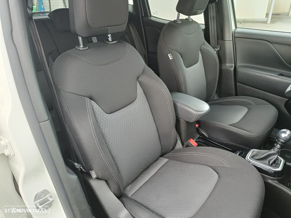 Jeep Renegade 1.0 T-GDI 80th Anniversary - 33