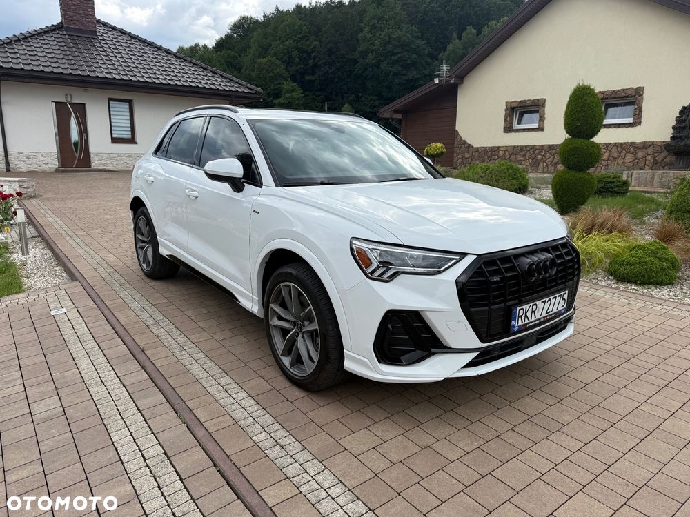 Audi Q3 - 1