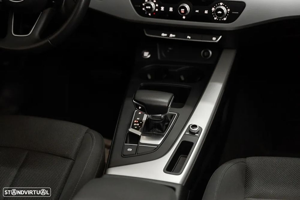 Audi A4 Avant 30 TDI Advanced S tronic - 13