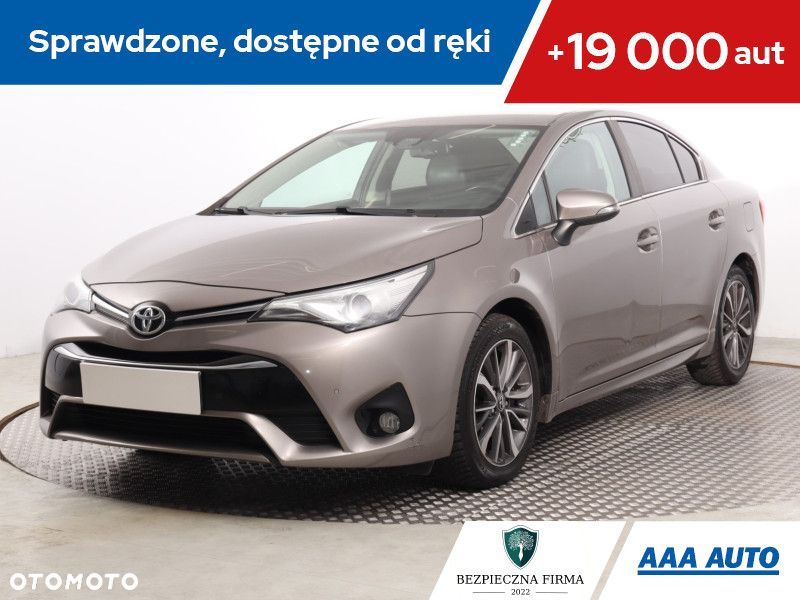 Toyota Avensis - 1