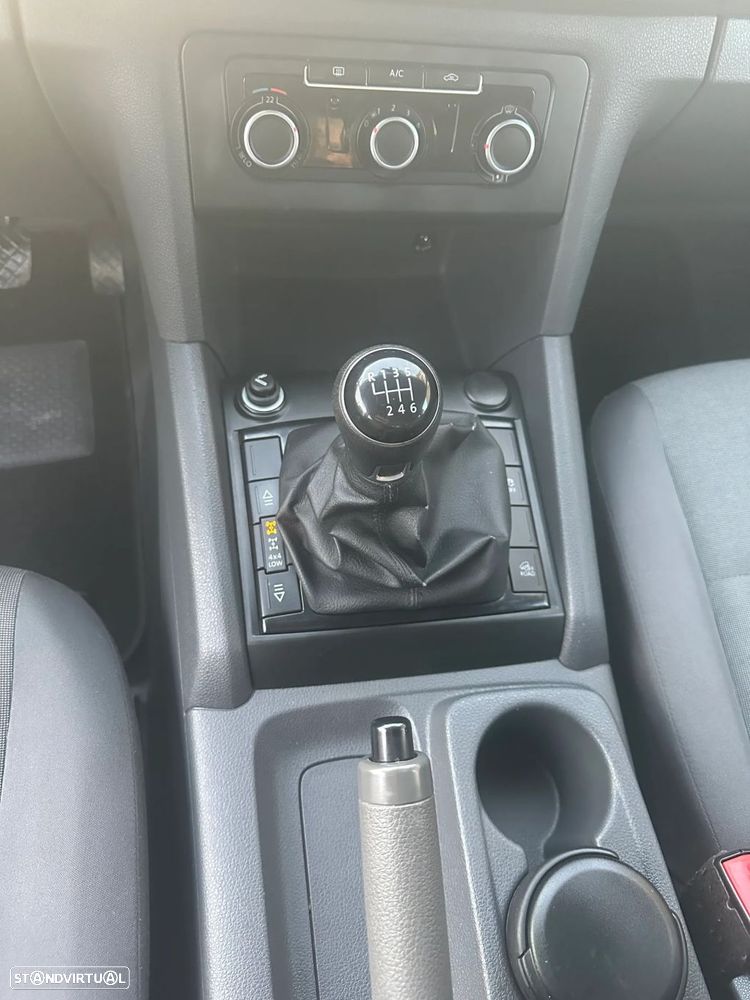 VW Amarok 2.0 TDi CD Trendline 4Motion - 3