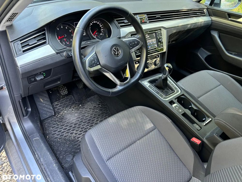 Volkswagen Passat 1.5 TSI EVO Business - 25