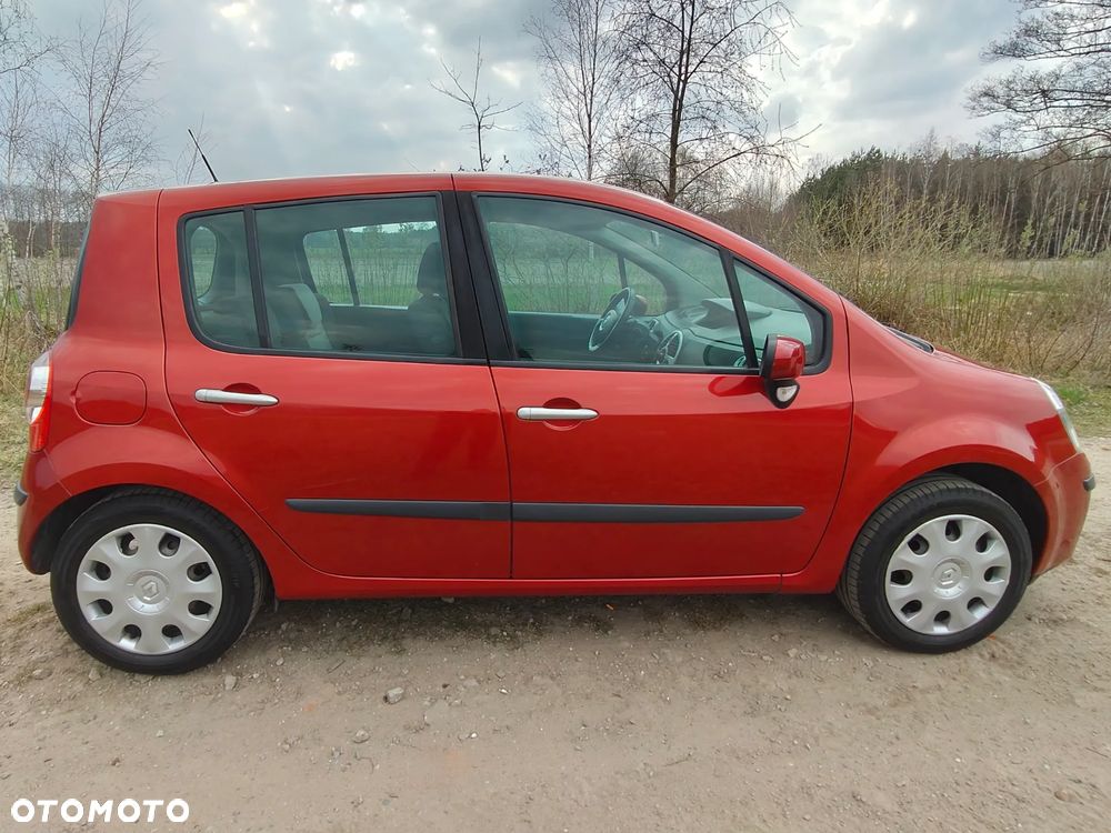 Renault Modus 1.5 dCi Avantage - 9