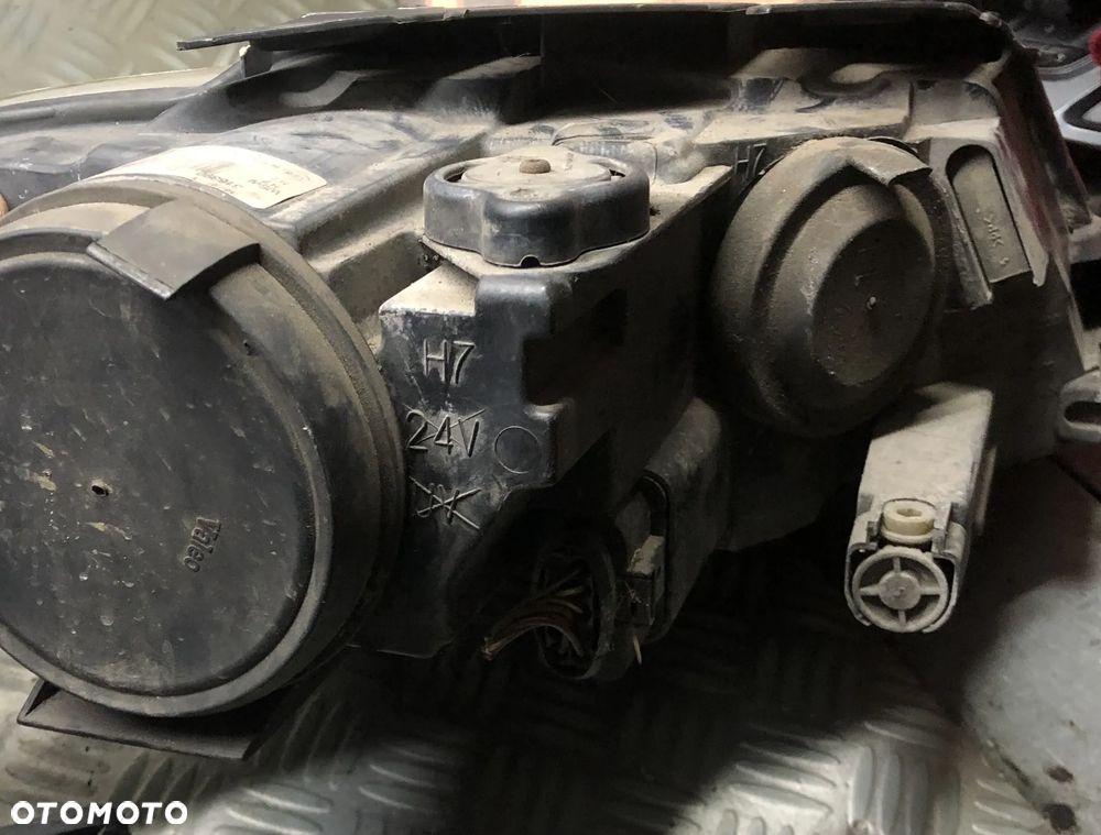 VW PASSAT B6 LAMPY PRAWY PRZÓD I LEWY PRZÓD - 6
