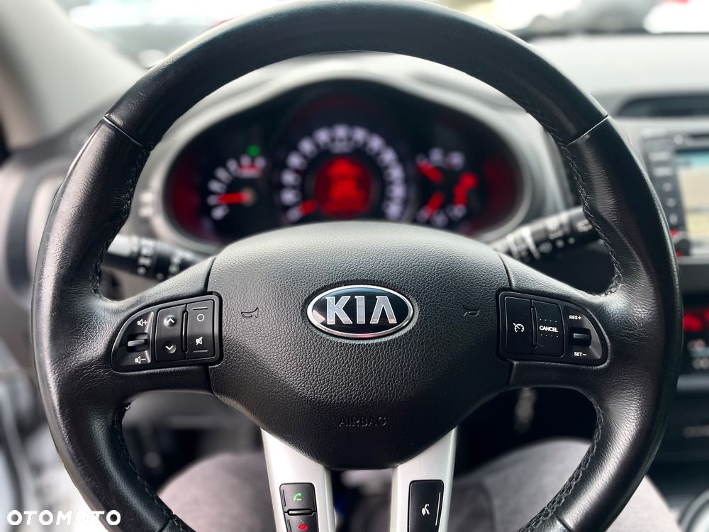 Kia Sportage 1.7 CRDI 2WD ISG Dream-Team Edition - 19