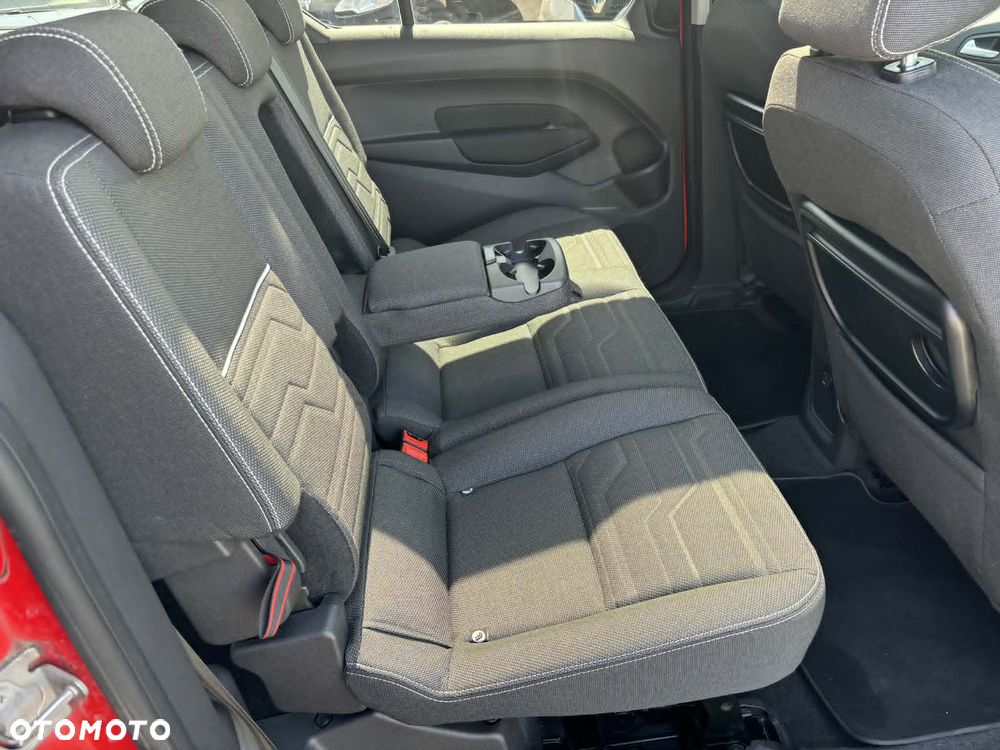 Ford Tourneo Connect Grand - 12