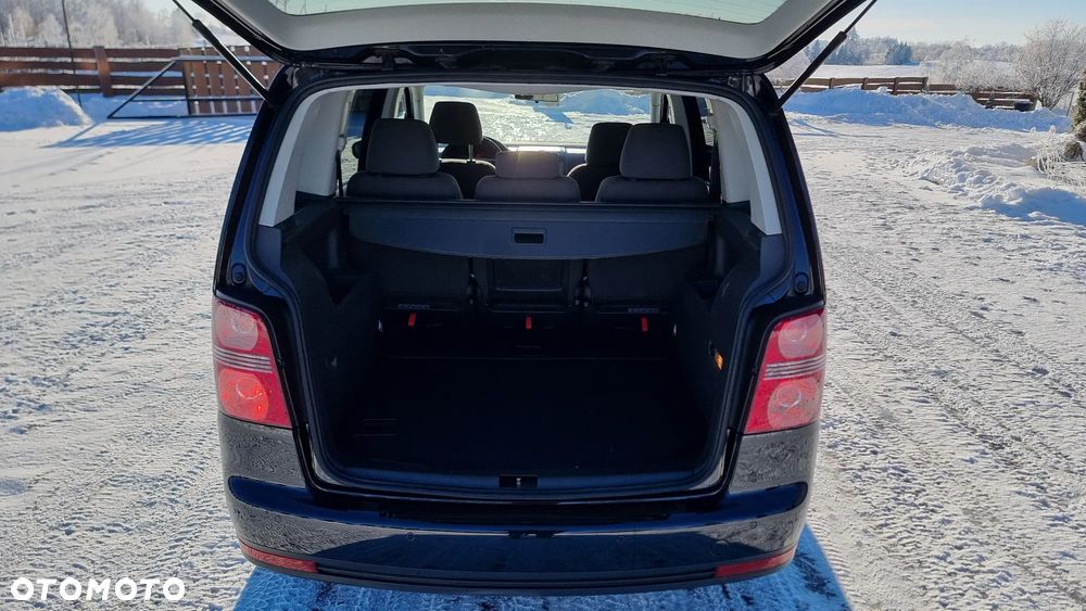 Volkswagen Touran 1.4 TSI Highline - 8