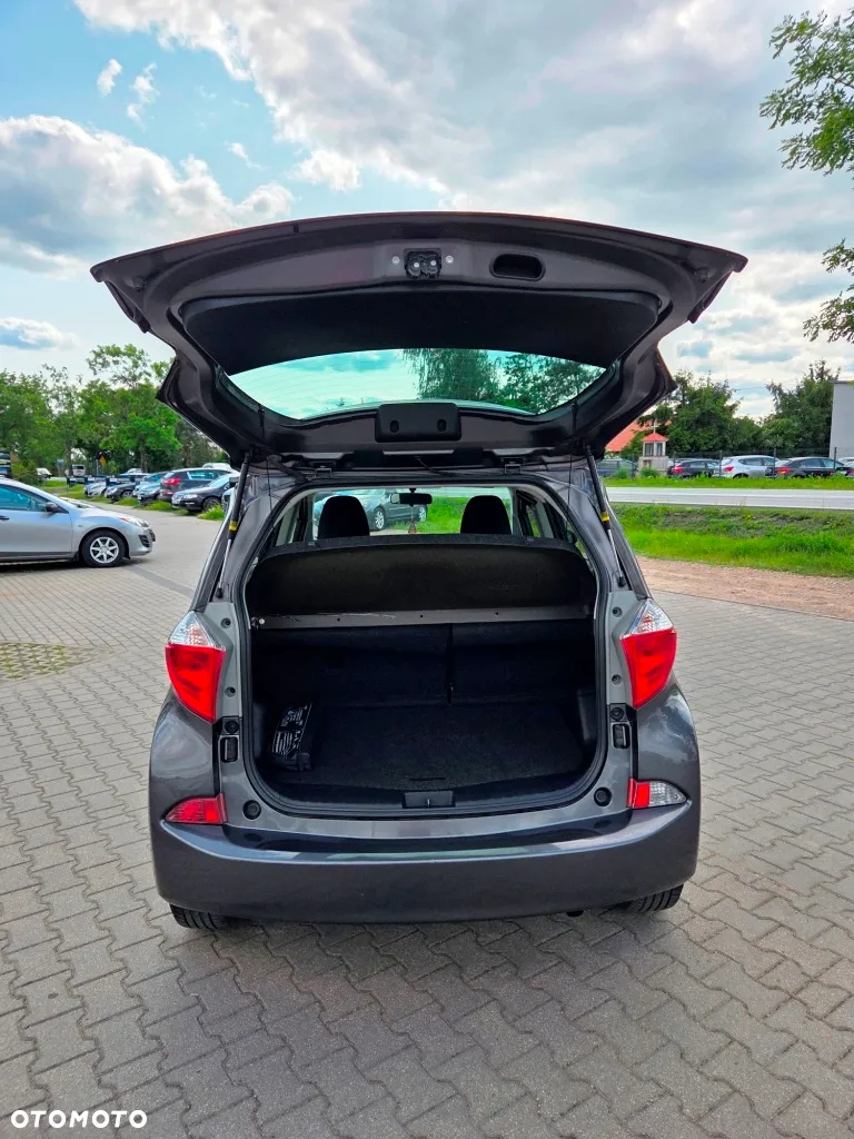 Toyota Verso S 1.33 Premium - 12