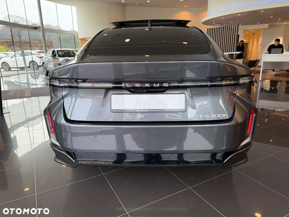 Lexus ES 300h Prestige - 3