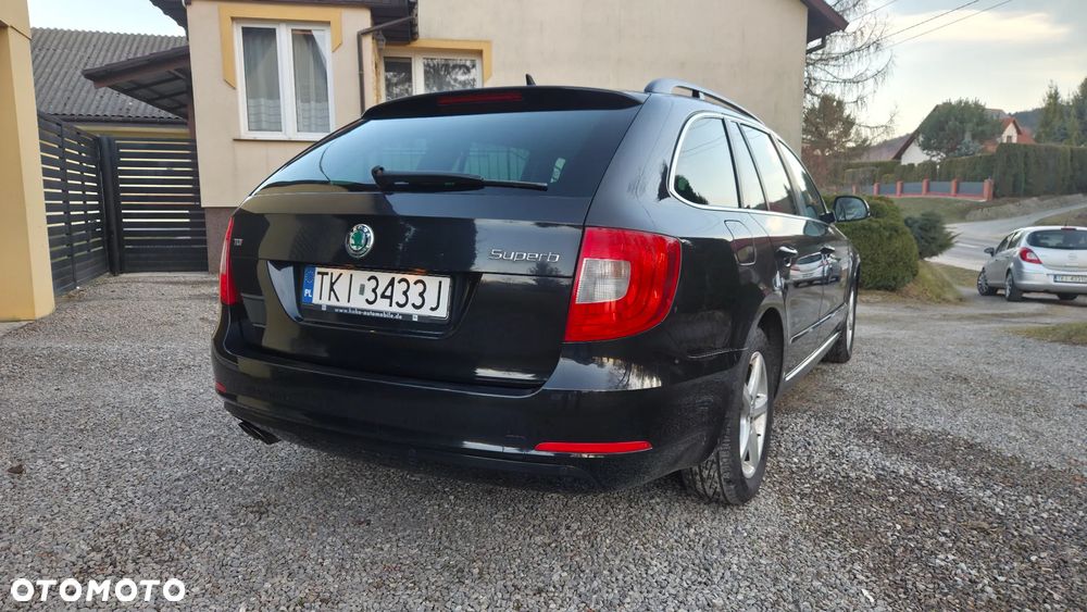 Skoda Superb 2.0 TDI DSG Ambition - 7