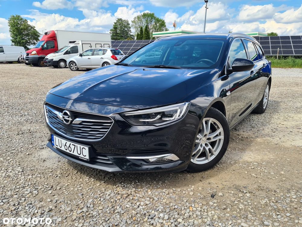Opel Insignia - 1