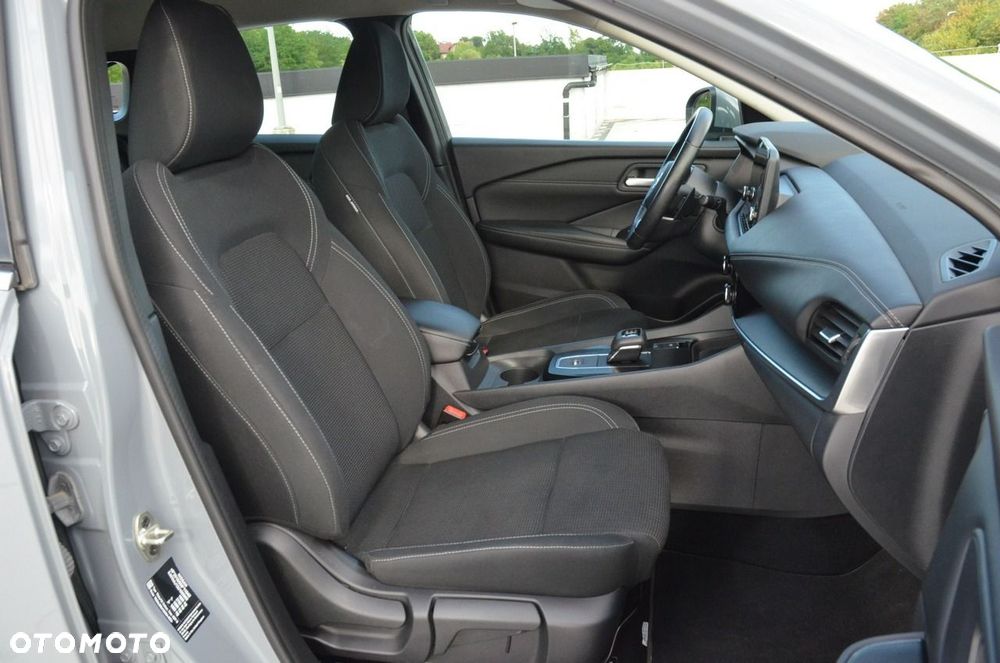 Nissan Qashqai 1.3 DIG-T MHEV Xtronic N-Design - 28