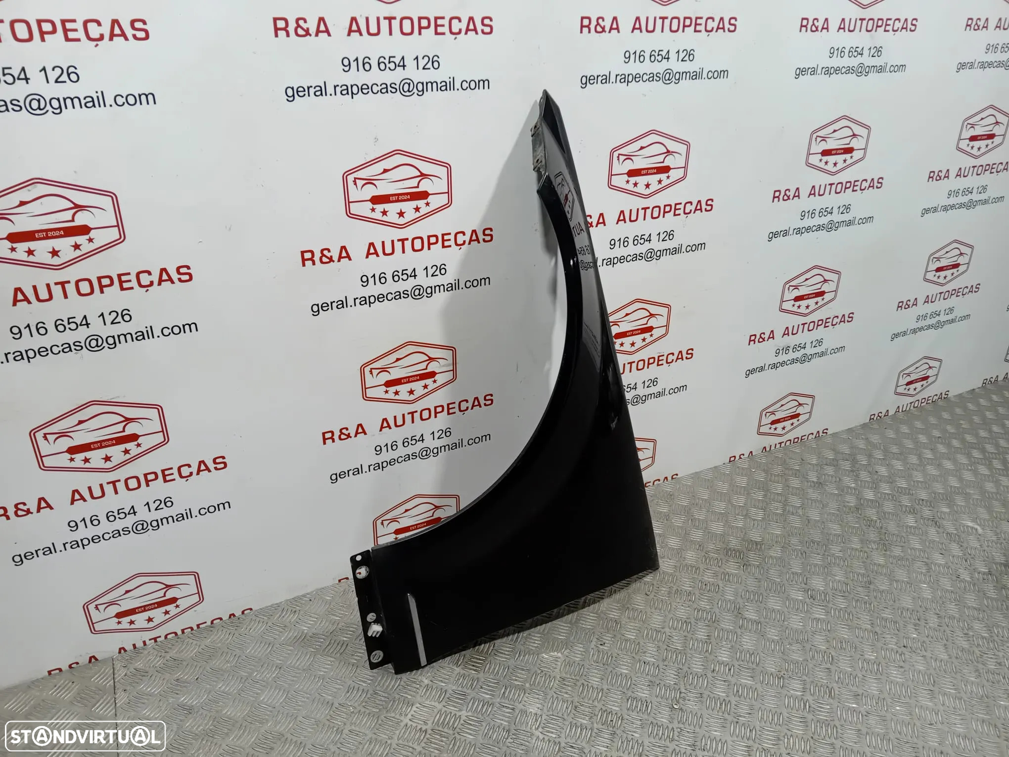 Guarda Lamas Frente Esquerdo Mercedes W204 Original - 3