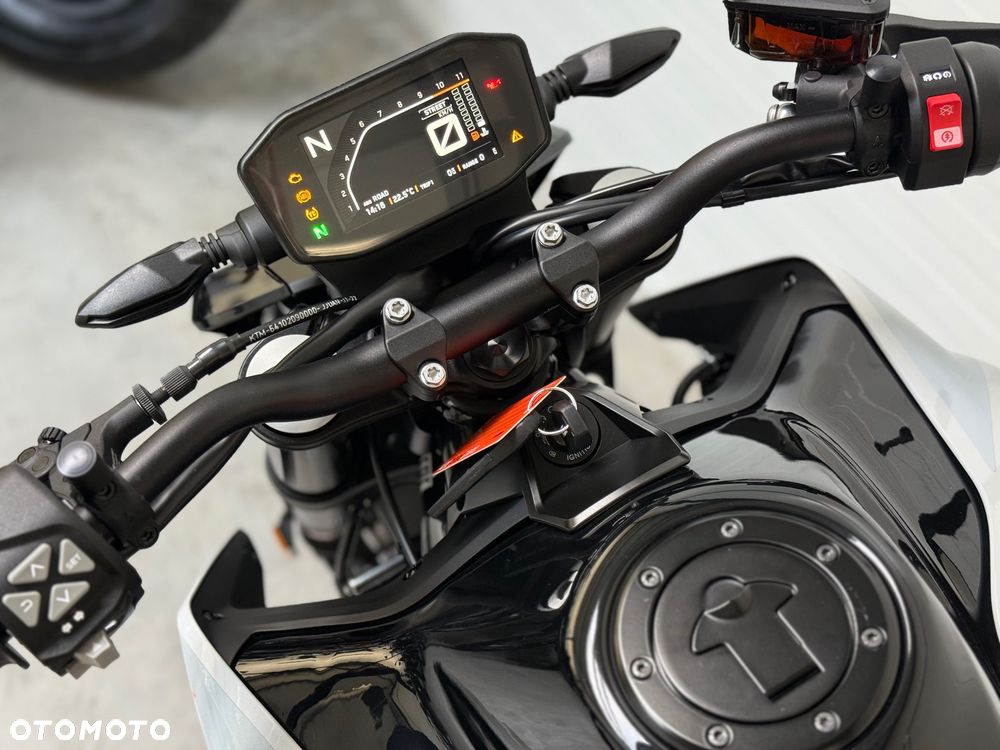 KTM Duke 790 - 28