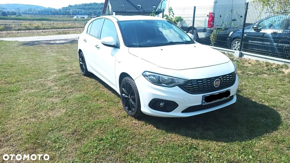 Fiat Tipo 1.3 MultiJet 16v Pop - 1