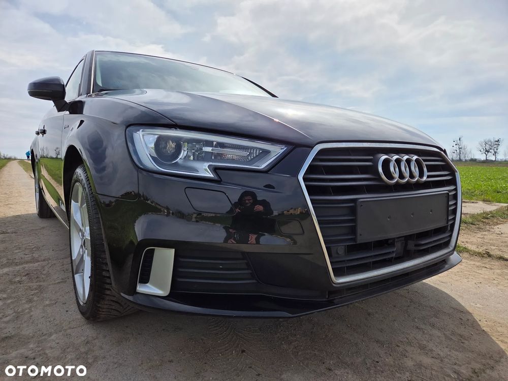 Audi A3 Sportback 1.4 TFSI S tronic Ambiente - 1
