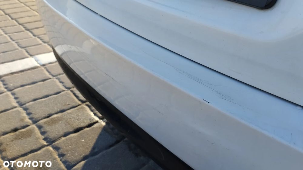 BMW Seria 5 520d - 15