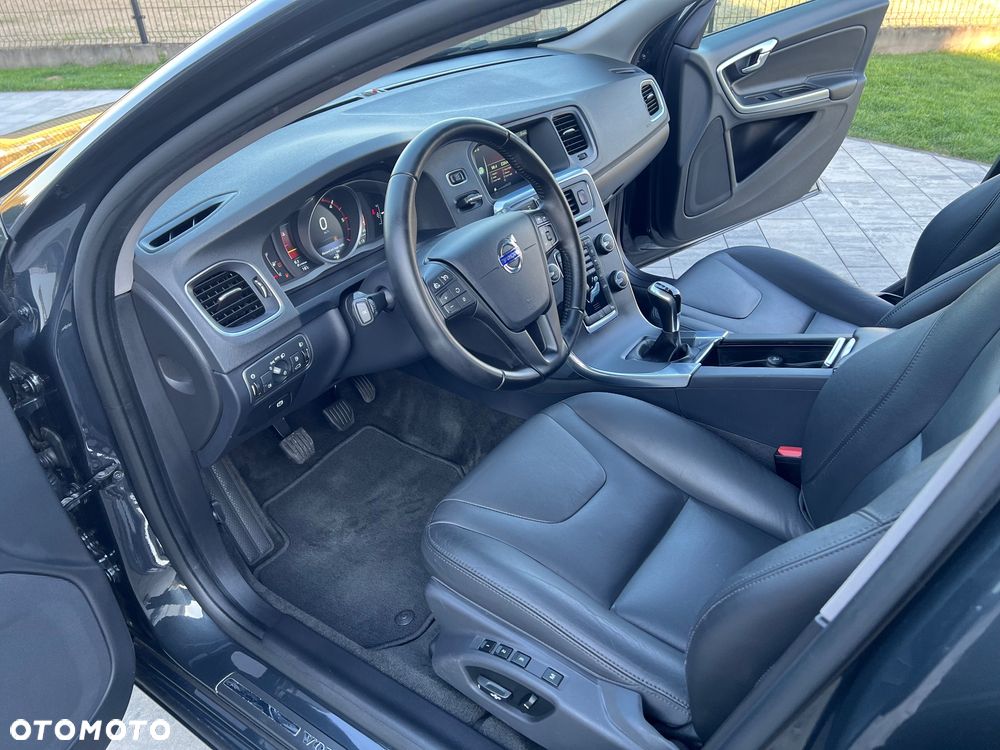 Volvo V60 D3 Summum - 20
