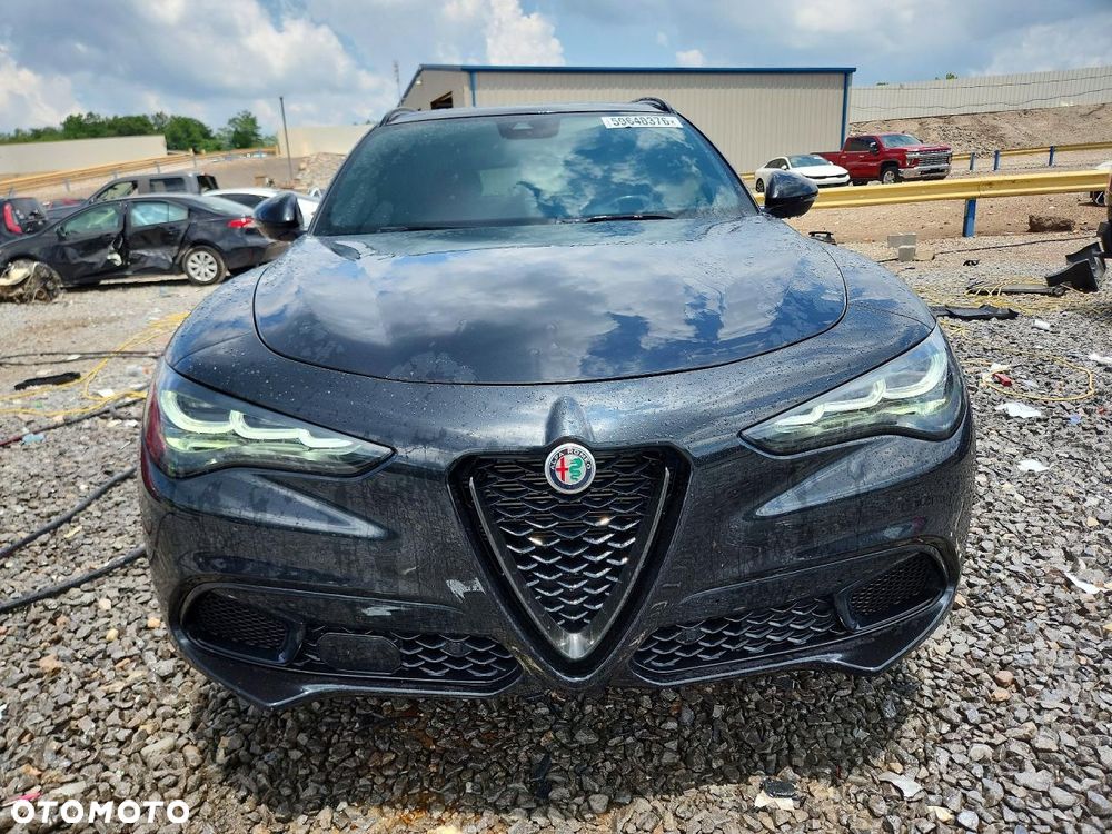 Alfa Romeo Stelvio 2.0 Turbo 16V AT8-Q4 Veloce Ti - 6