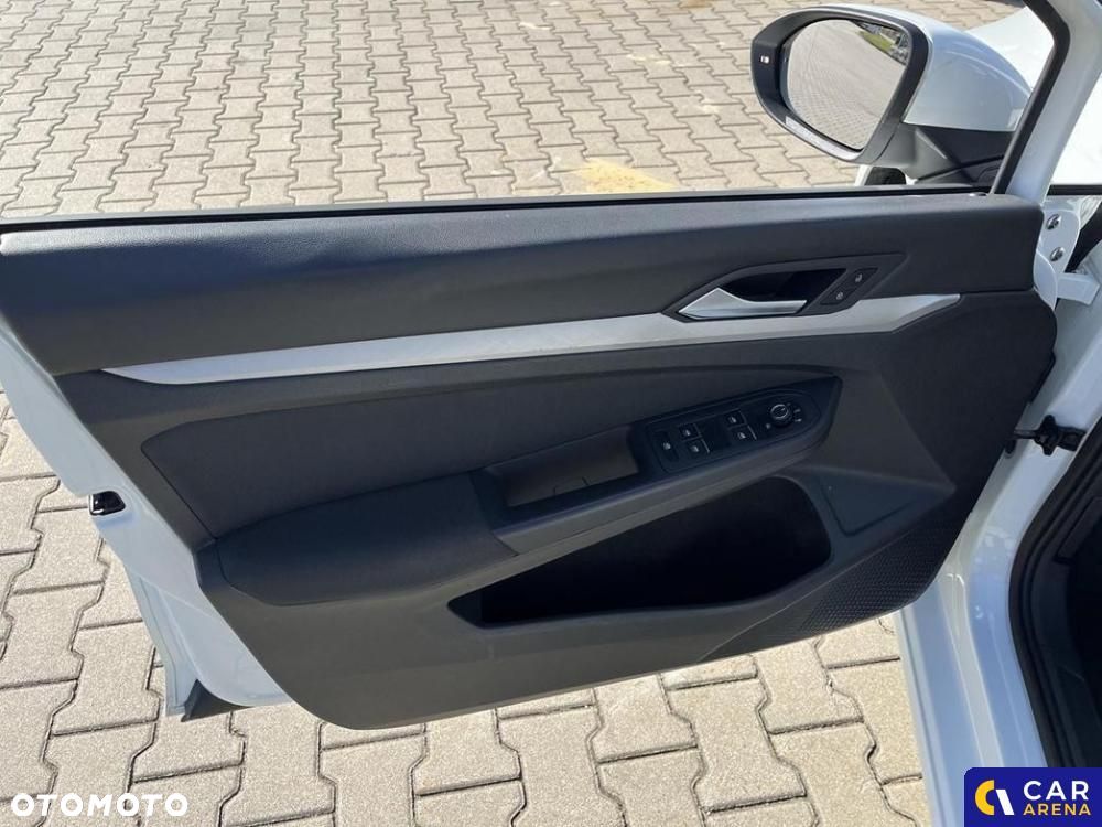 Volkswagen Golf - 13