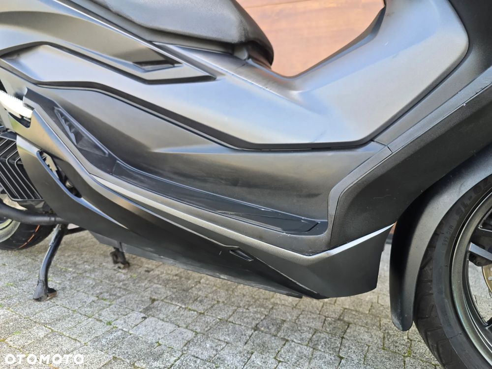 Honda NSS - 8