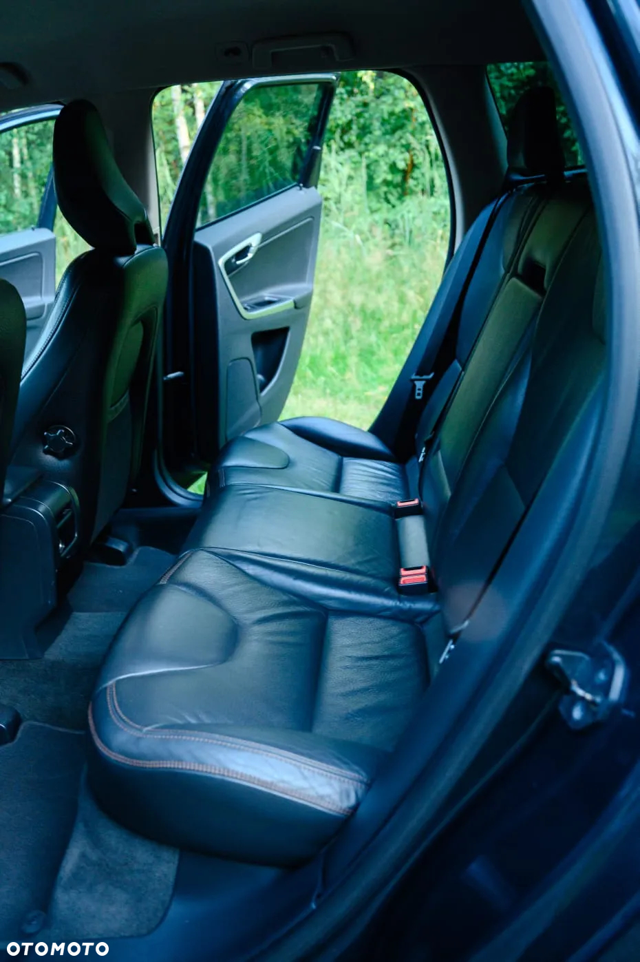 Volvo XC 60 2.0T Powershift Kinetic - 9