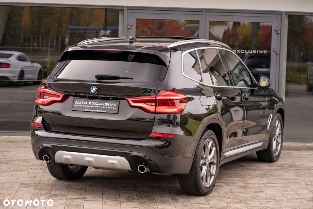 BMW X3 sDrive18d - 23